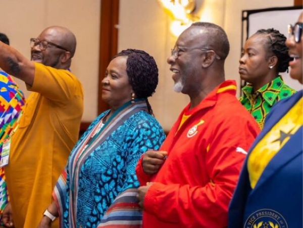 How Vice President, Chief Justice And Asantehene Joined Fans In The Stands To Cheer The Black Stars