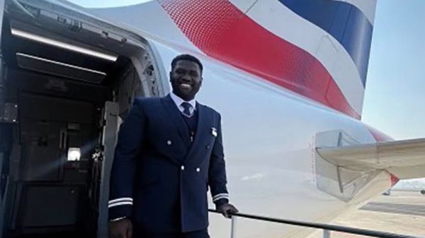 Ghanaian British Airways pilot Kwame Yeboah jailed for raping 12-year-old girl